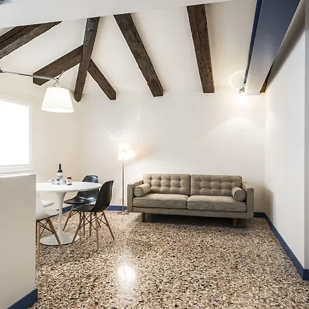 Myplace Ca D'oro Family 아파트